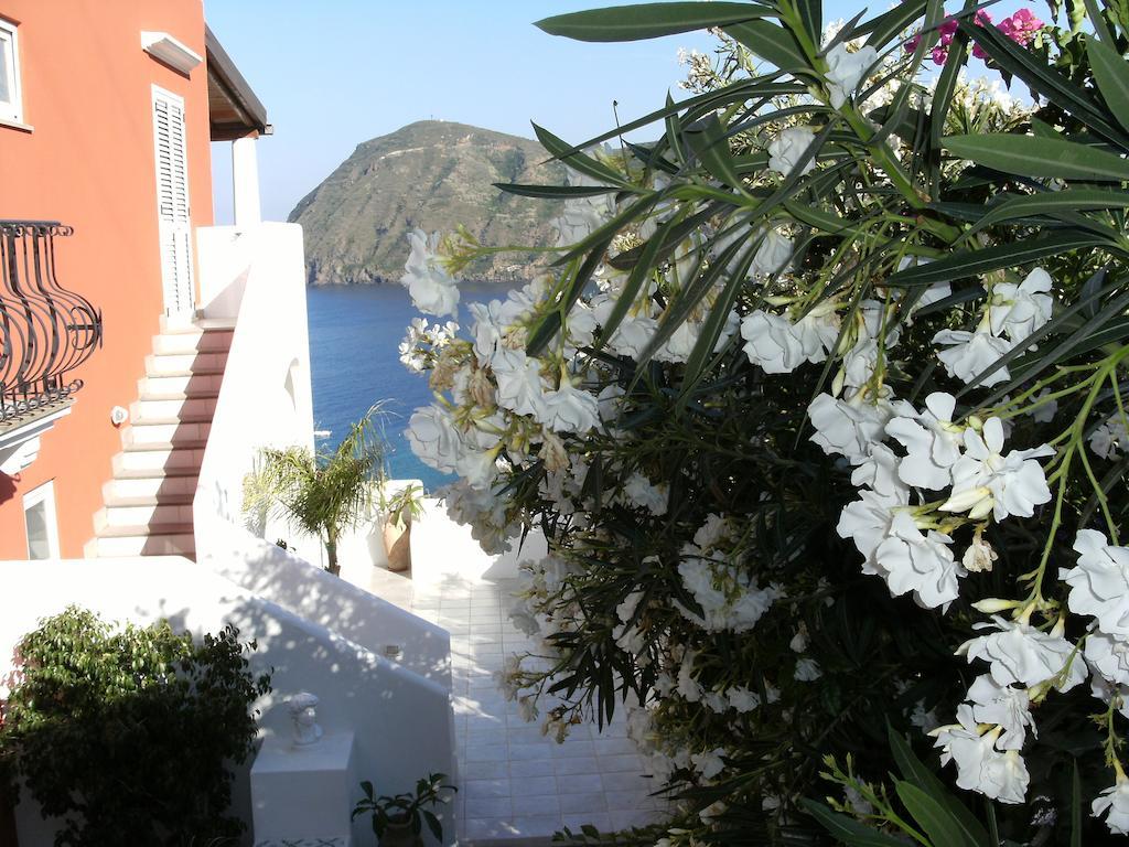 Villa Vista Mare Mela ลีปารี ภายนอก รูปภาพ