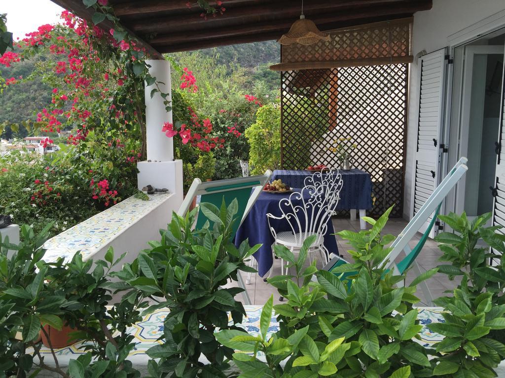 Villa Vista Mare Mela ลีปารี ภายนอก รูปภาพ