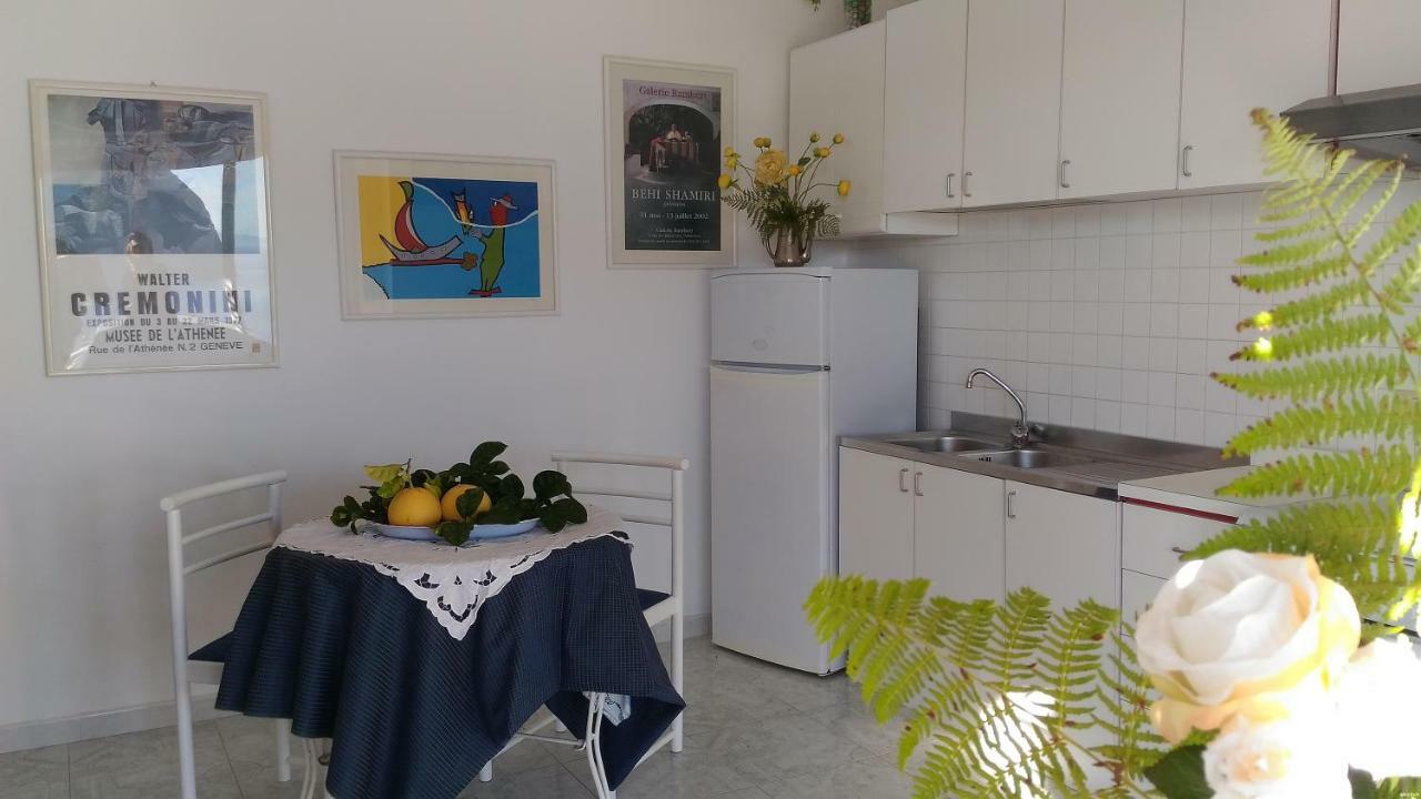 Villa Vista Mare Mela ลีปารี ภายนอก รูปภาพ