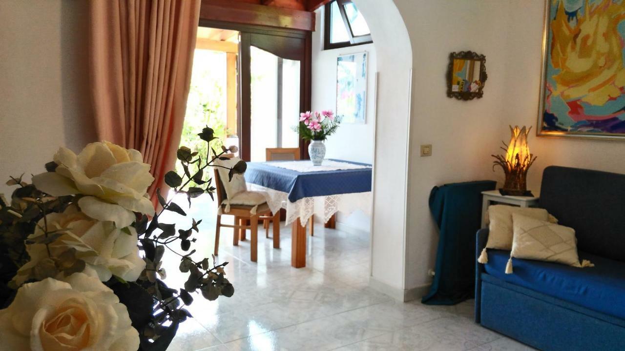 Villa Vista Mare Mela ลีปารี ภายนอก รูปภาพ